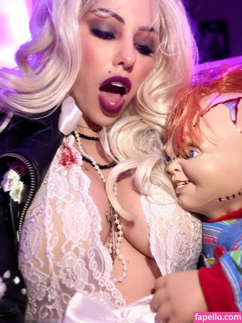 Adriana Chechik Onlyfans Photo Gallery 