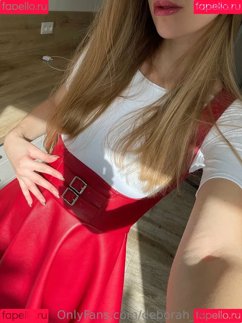 Déborah Koegele Onlyfans Photo Gallery 