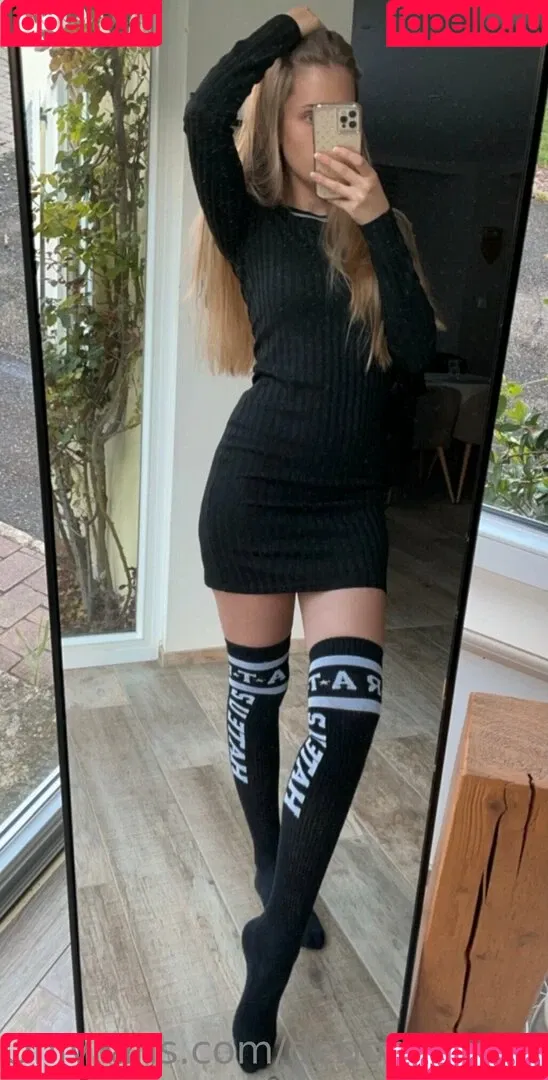Déborah Koegele Onlyfans Photo Gallery 