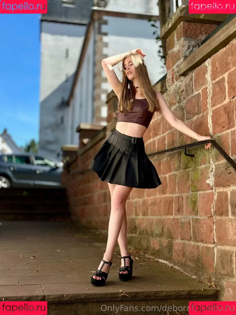 Déborah Koegele Onlyfans Photo Gallery 