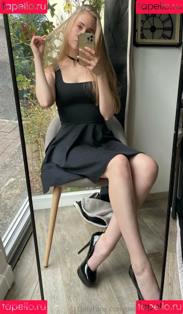 Déborah Koegele Onlyfans Photo Gallery 