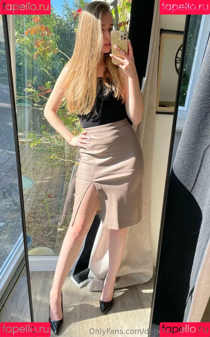 Déborah Koegele Onlyfans Photo Gallery 