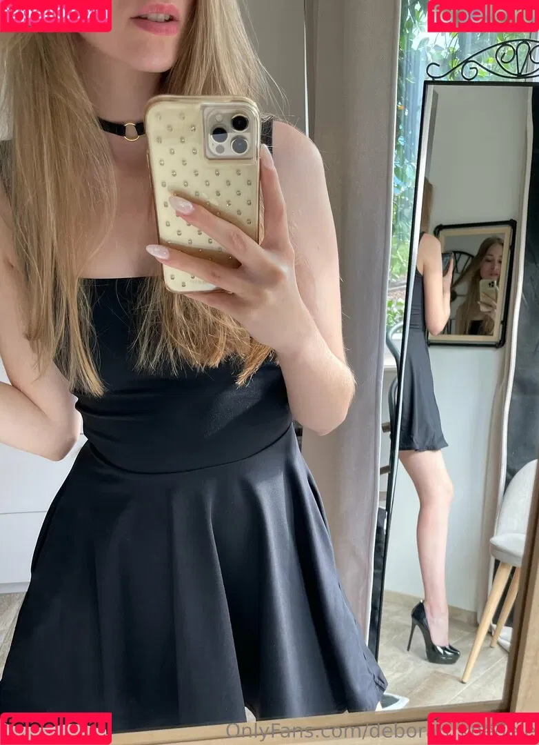 Déborah Koegele Onlyfans Photo Gallery 