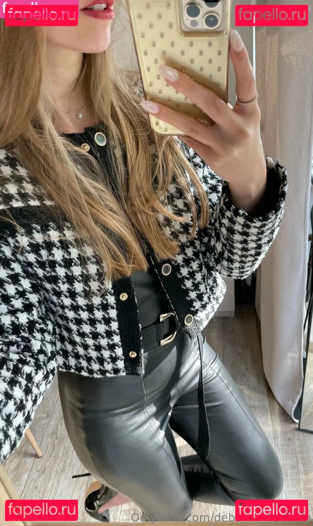 Déborah Koegele Nude Onlyfans Photo 7