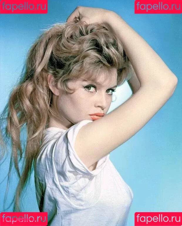 Brigitte Bardot Onlyfans Photo Gallery 