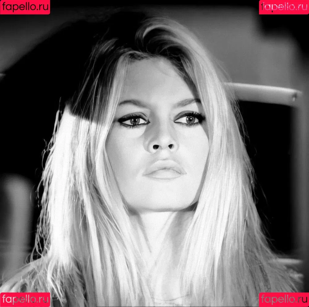 Brigitte Bardot Onlyfans Photo Gallery 