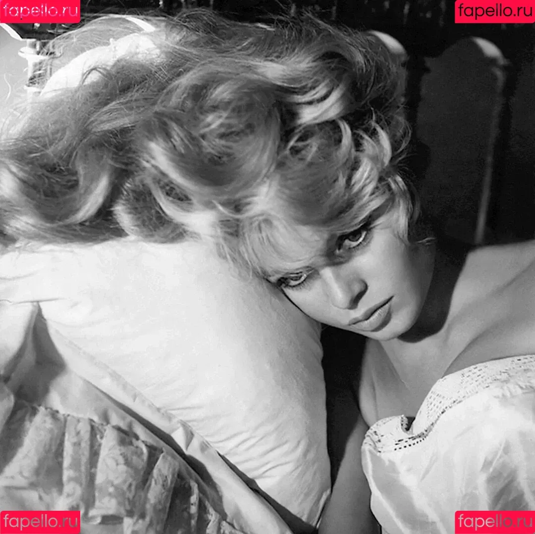 Brigitte Bardot Onlyfans Photo Gallery 