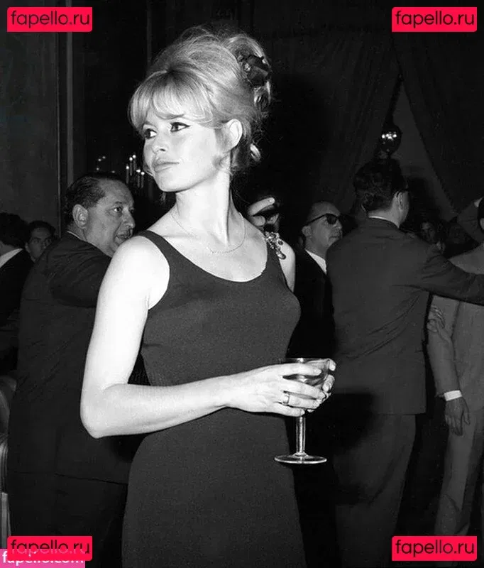 Brigitte Bardot Onlyfans Photo Gallery 