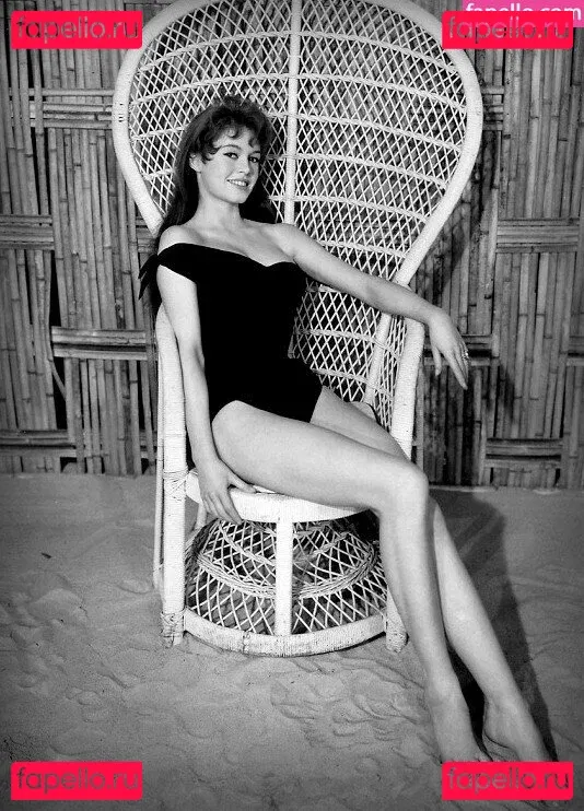 Brigitte Bardot Onlyfans Photo Gallery 