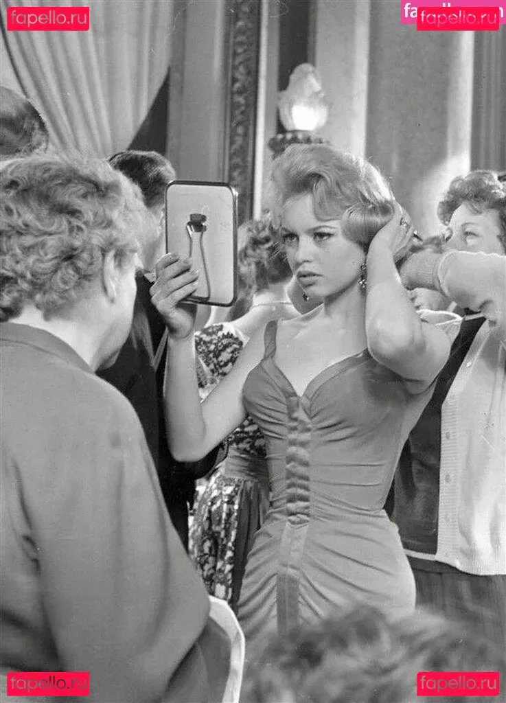 Brigitte Bardot Onlyfans Photo Gallery 