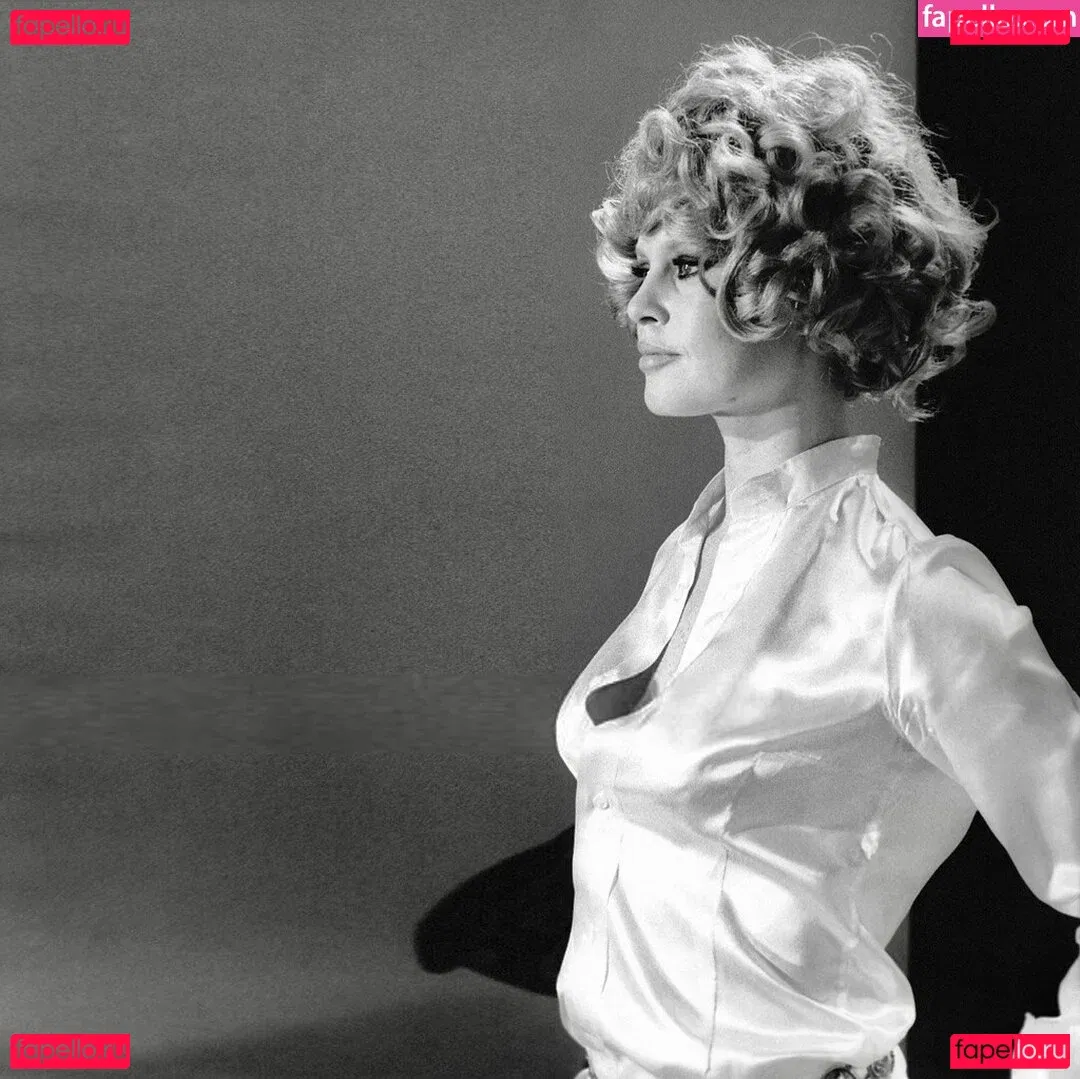 Brigitte Bardot Onlyfans Photo Gallery 