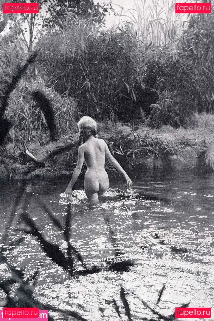 Brigitte Bardot Onlyfans Photo Gallery 