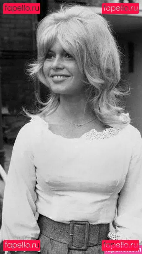 Brigitte Bardot Onlyfans Photo Gallery 