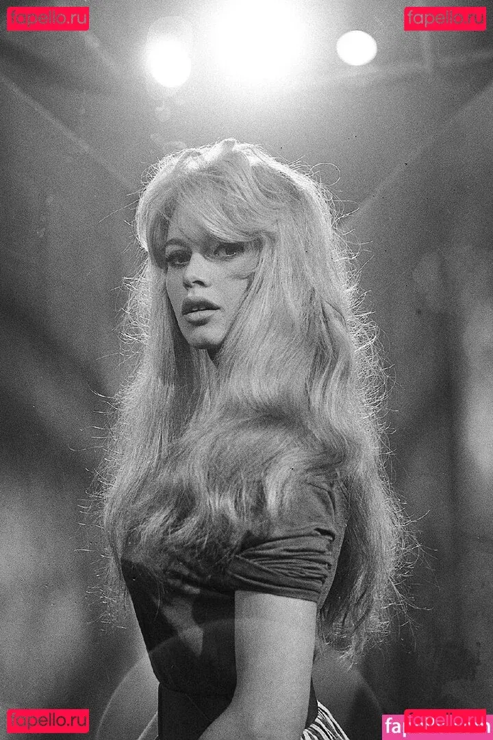 Brigitte Bardot Onlyfans Photo Gallery 