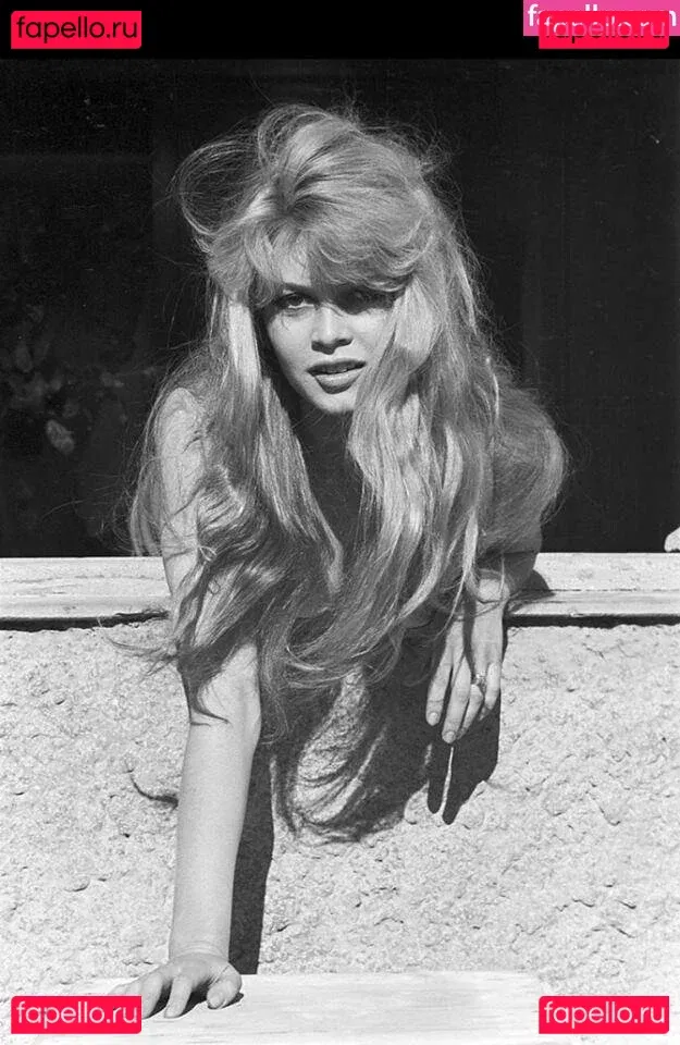 Brigitte Bardot Onlyfans Photo Gallery 