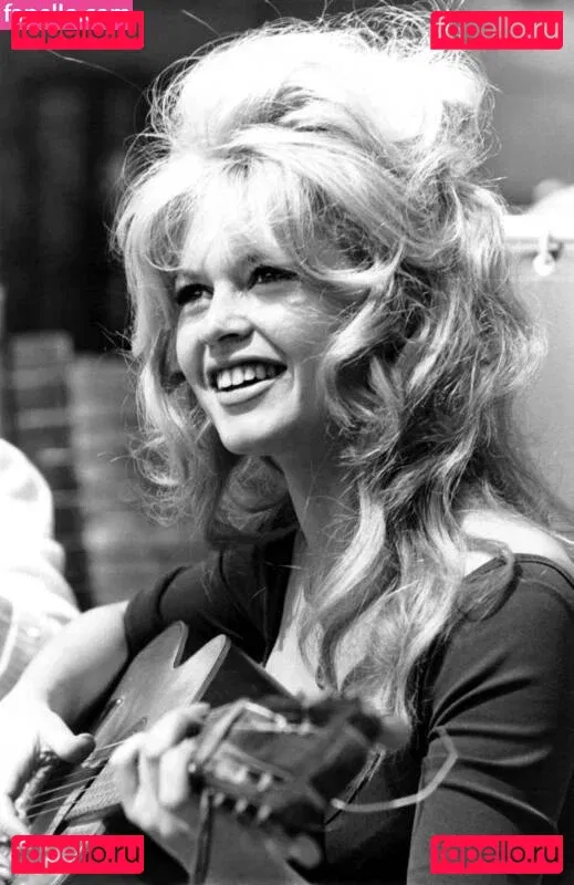 Brigitte Bardot Onlyfans Photo Gallery 