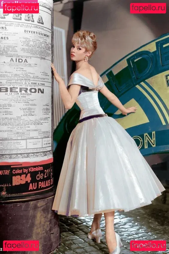 Brigitte Bardot Onlyfans Photo Gallery 