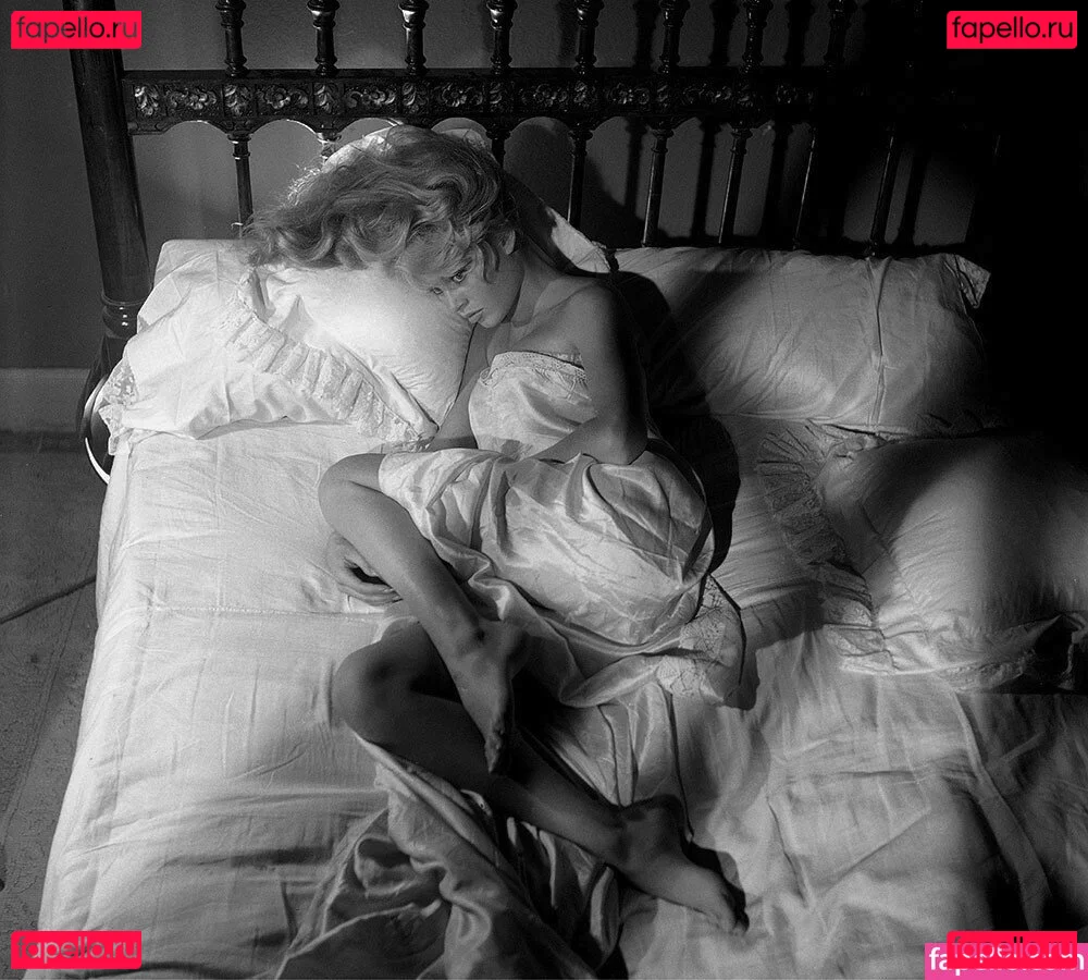 Brigitte Bardot Onlyfans Photo Gallery 