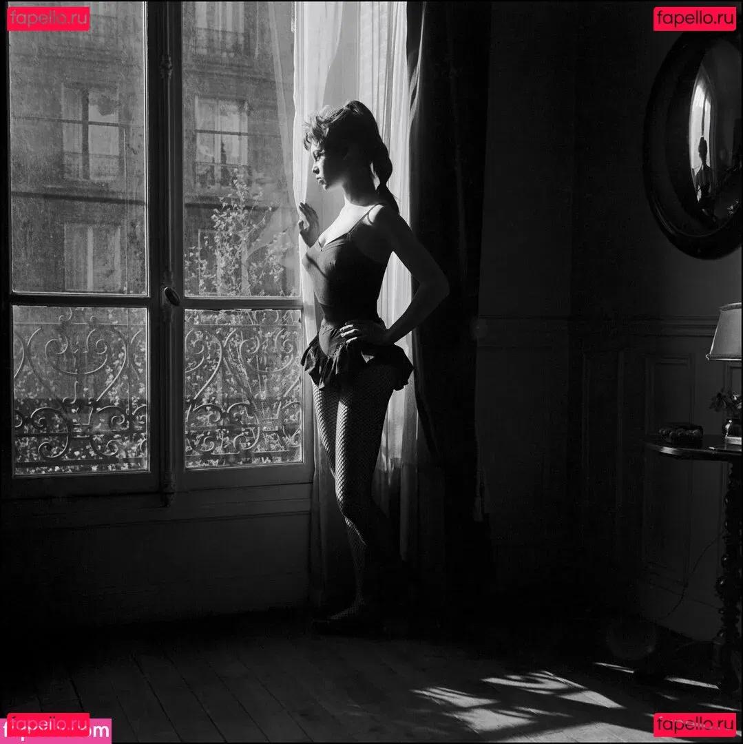 Brigitte Bardot Onlyfans Photo Gallery 