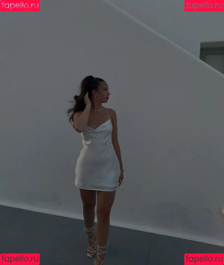 Antonia Chiara Onlyfans Photo Gallery 