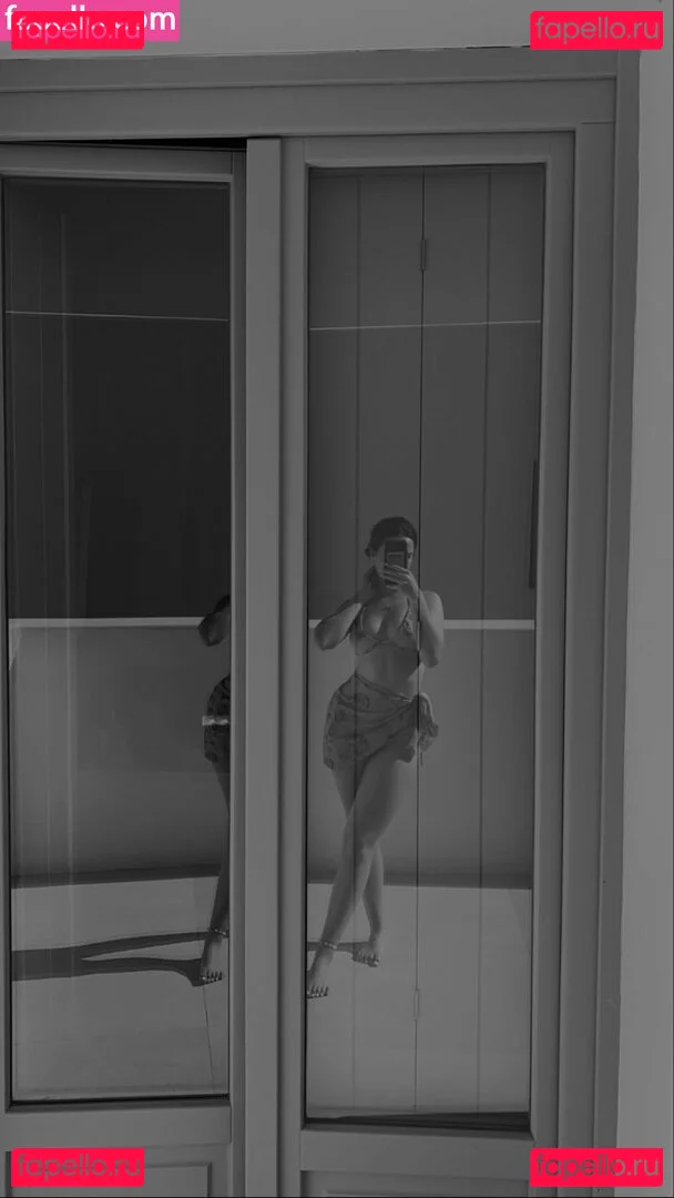 Antonia Chiara Onlyfans Photo Gallery 