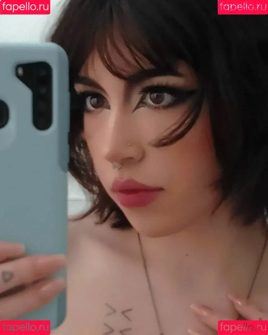 FlodaASMR Onlyfans Photo Gallery 