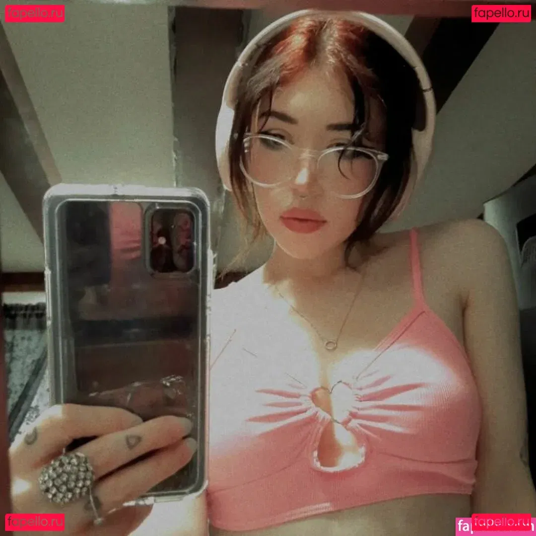 FlodaASMR Onlyfans Photo Gallery 