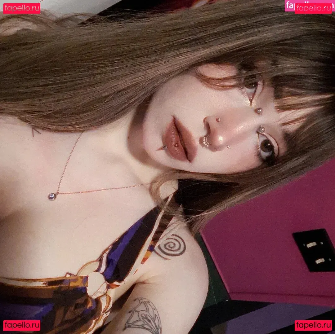 FlodaASMR Onlyfans Photo Gallery 