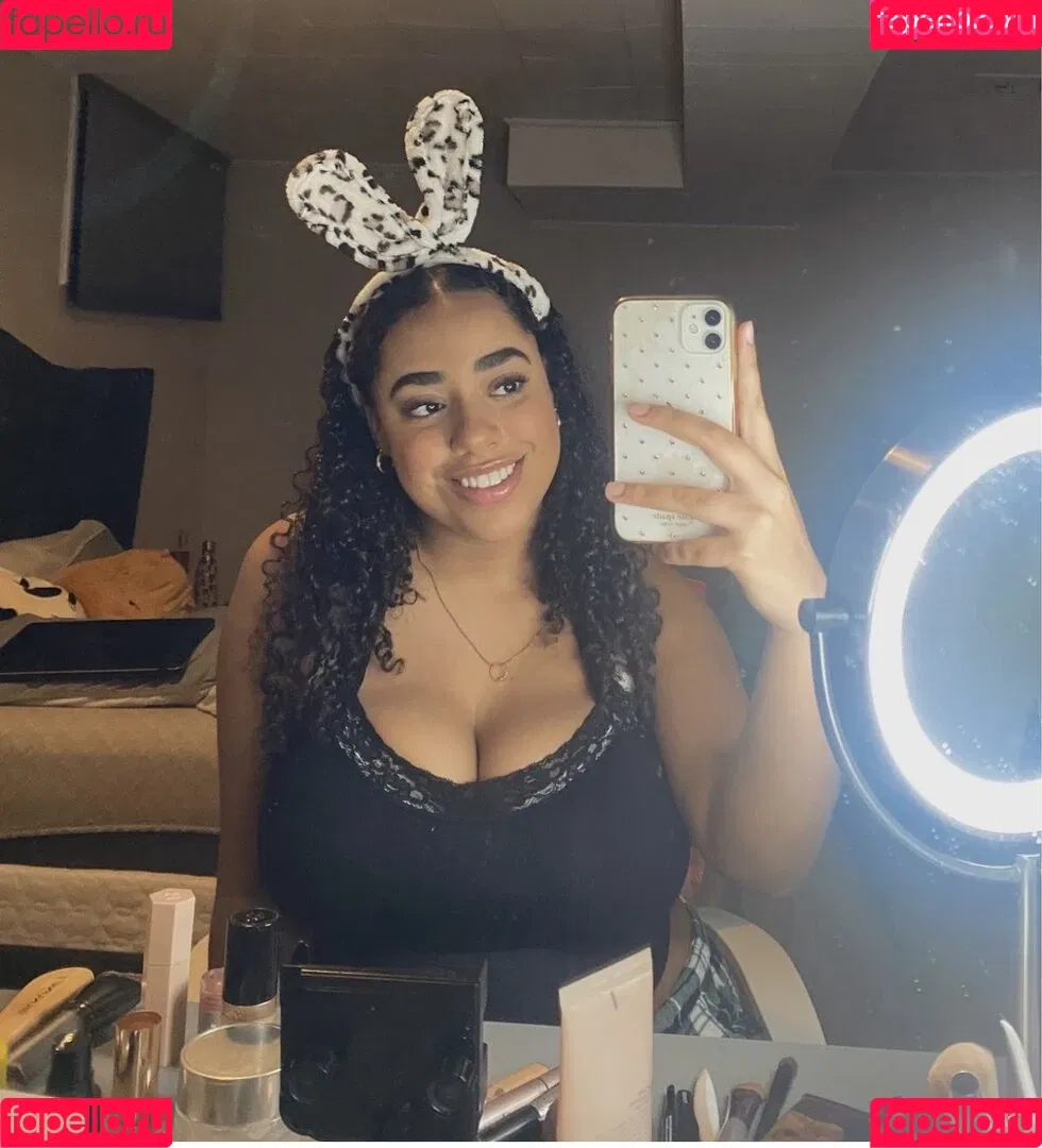 tbexclusive Onlyfans Photo Gallery 