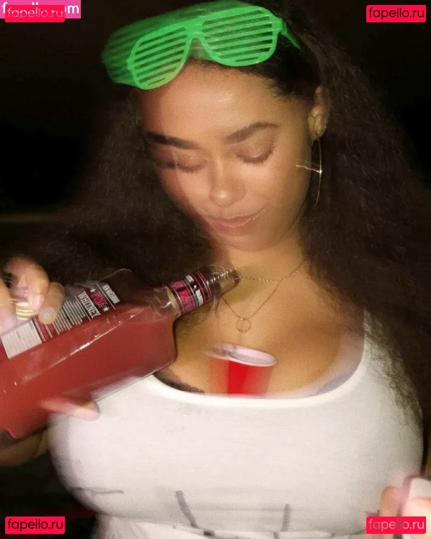 tbexclusive Onlyfans Photo Gallery 