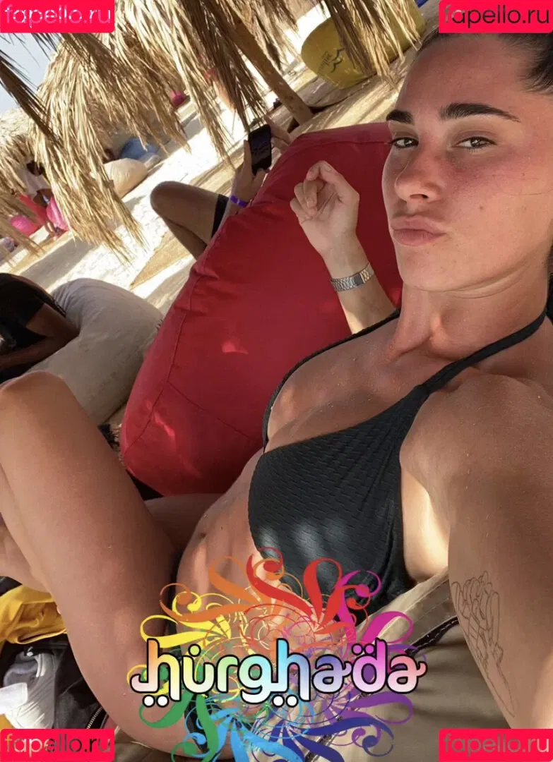 Laura Petard Onlyfans Photo Gallery 