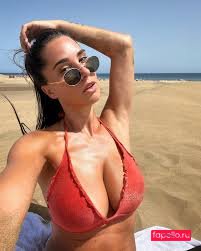 Laura Petard Onlyfans Photo Gallery 
