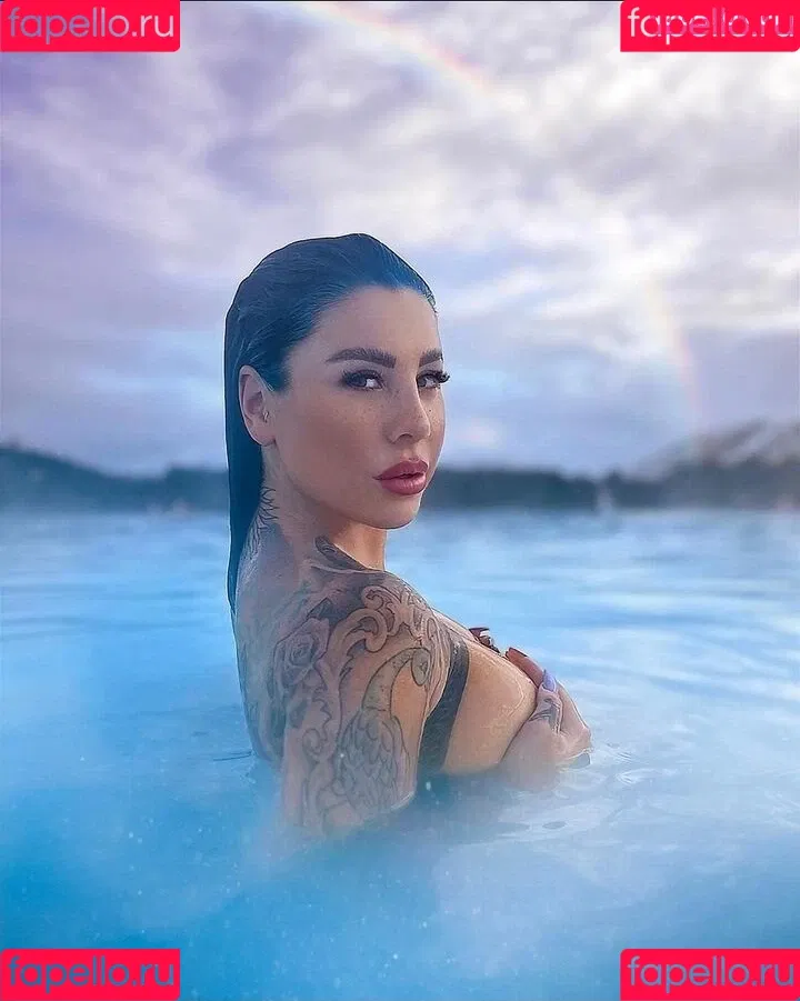Kate Merlan Onlyfans Photo Gallery 