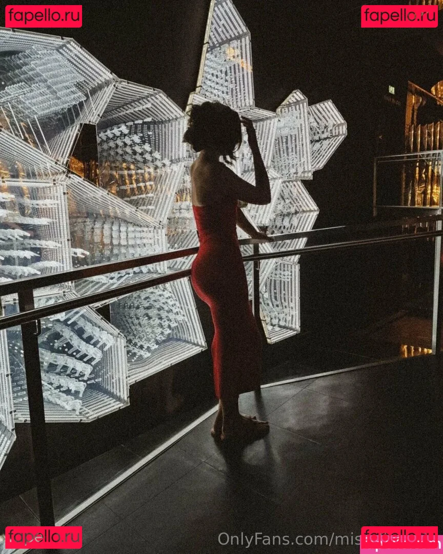 miss_lisa_vip Onlyfans Photo Gallery 