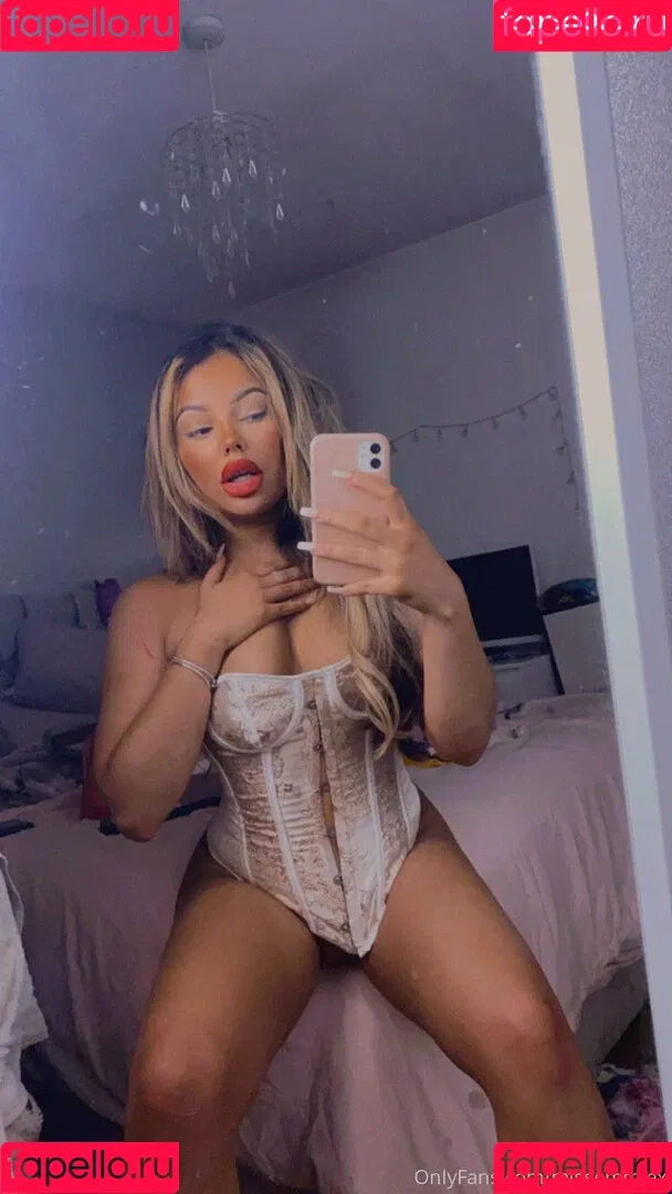 emilyexotics Onlyfans Photo Gallery 