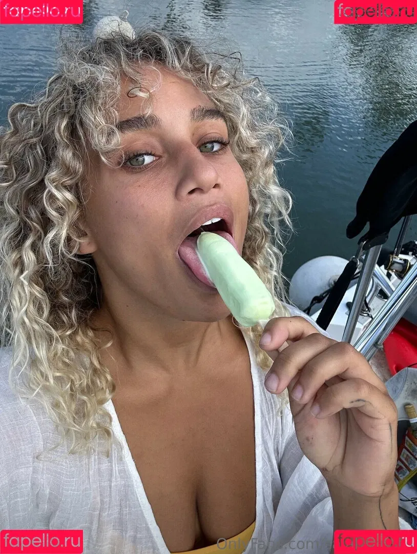 Salah Brooks Onlyfans Photo Gallery 
