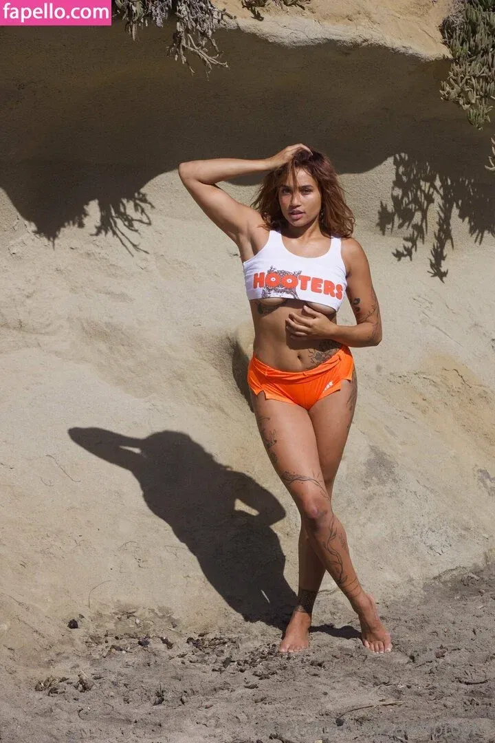 Salah Brooks Onlyfans Photo Gallery 