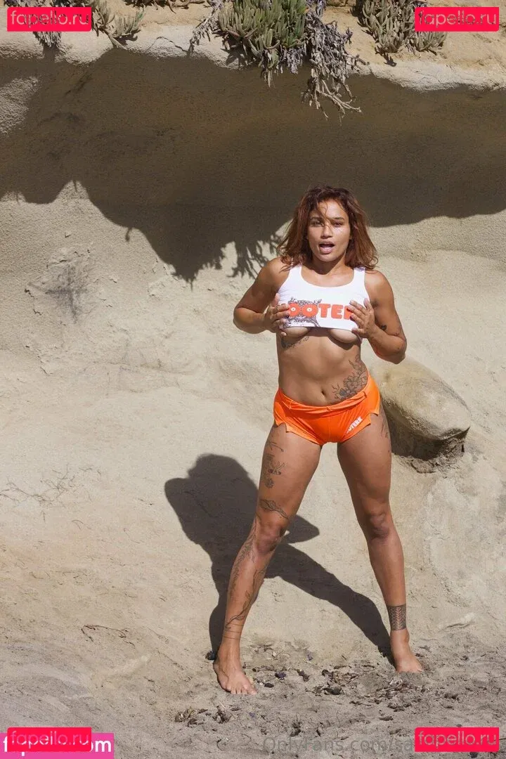 Salah Brooks Onlyfans Photo Gallery 