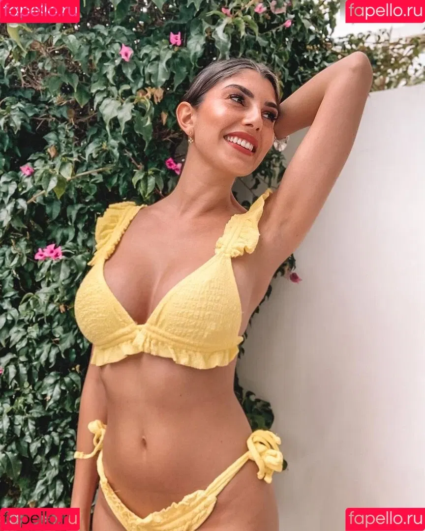 Yeliz Koc Onlyfans Photo Gallery 