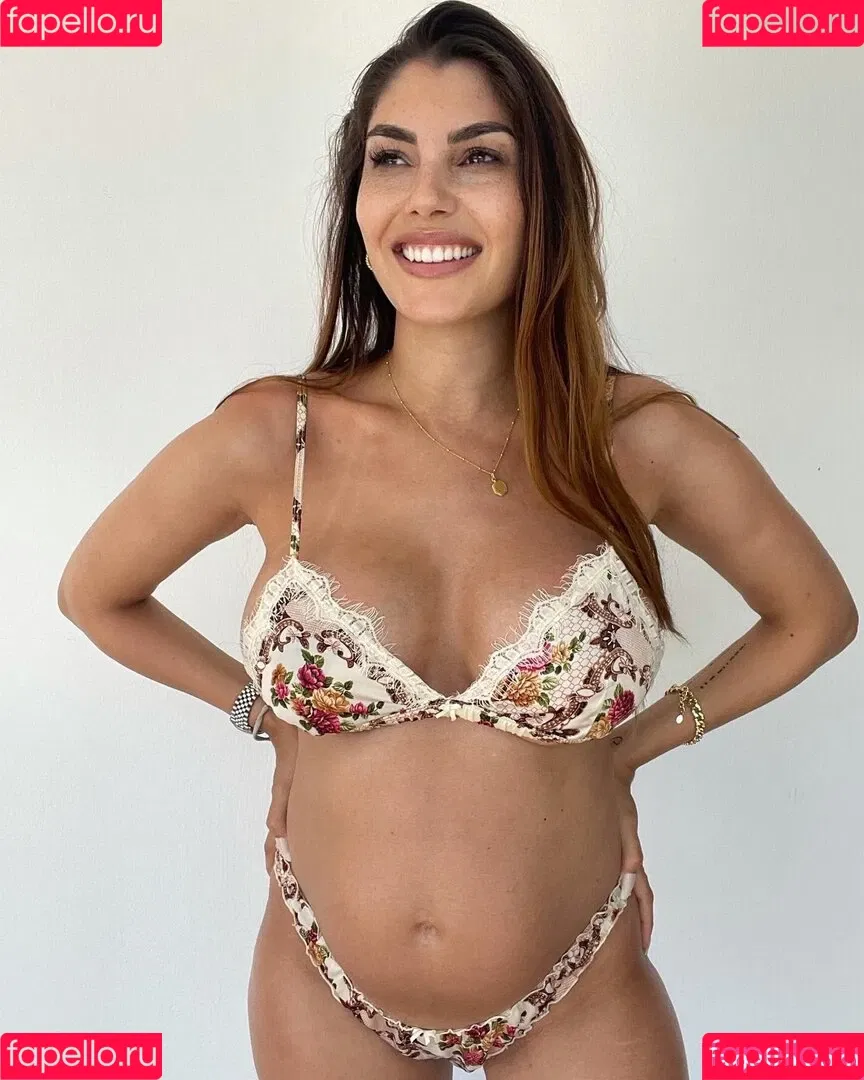 Yeliz Koc Onlyfans Photo Gallery 