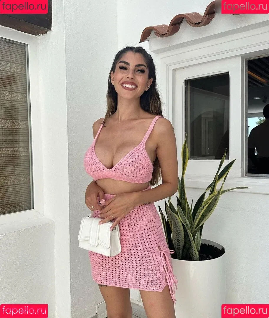 Yeliz Koc Onlyfans Photo Gallery 