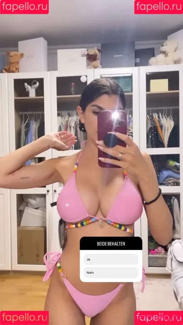 Yeliz Koc Onlyfans Photo Gallery 
