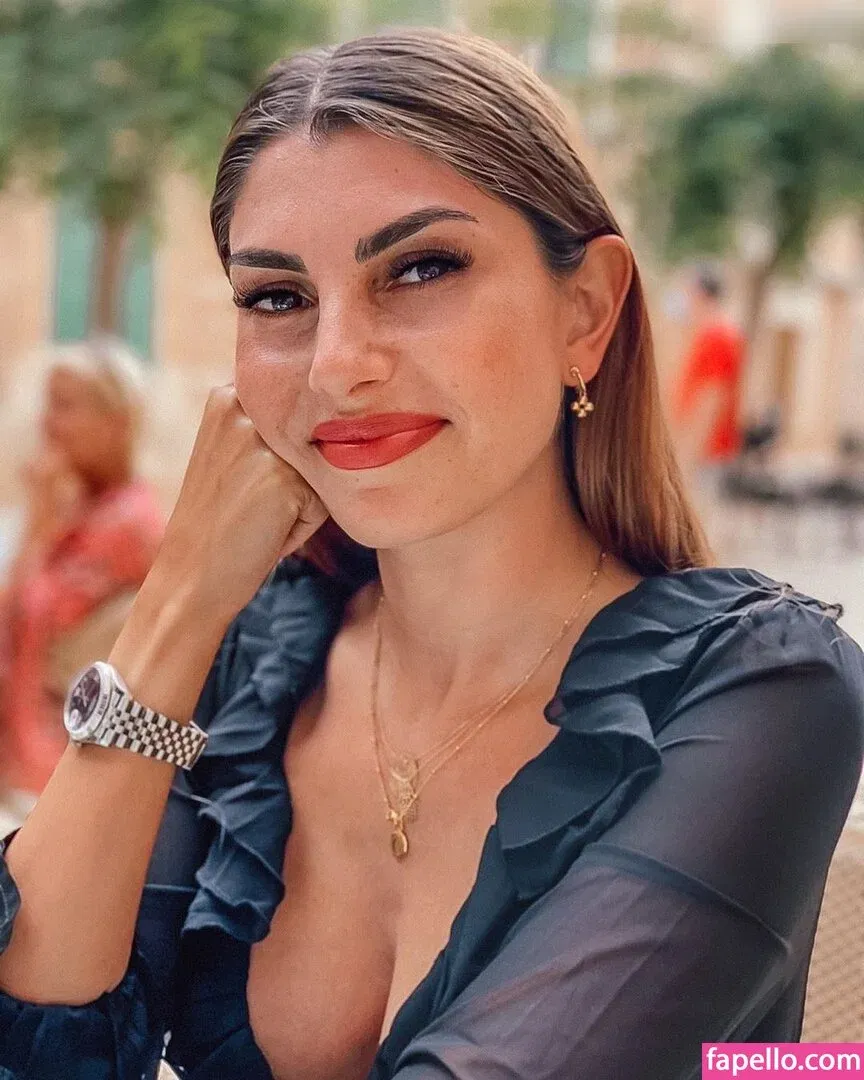 Yeliz Koc Onlyfans Photo Gallery 