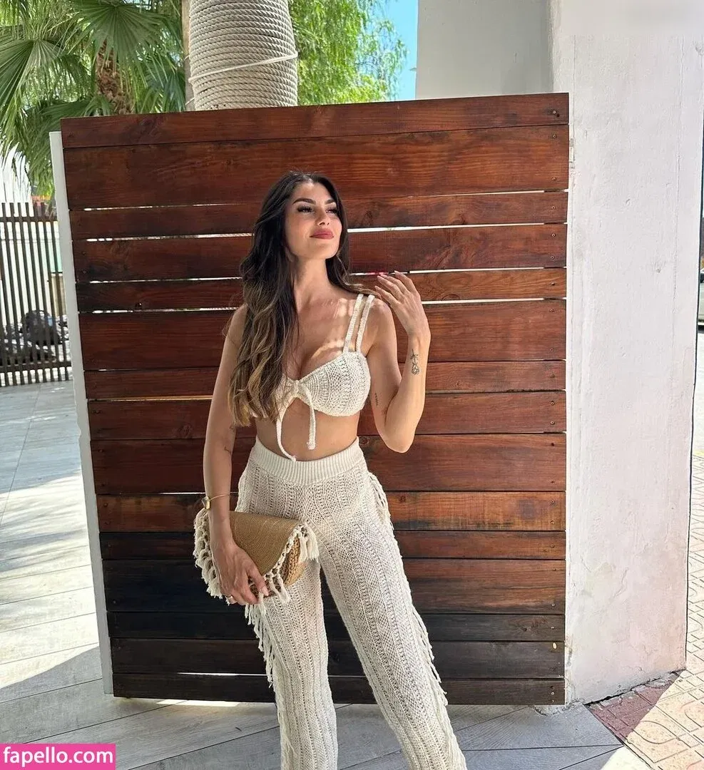 Yeliz Koc Onlyfans Photo Gallery 