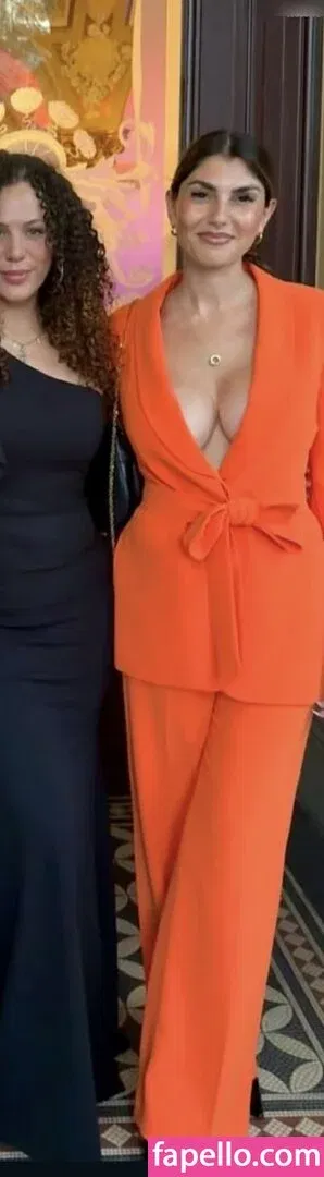 Yeliz Koc Onlyfans Photo Gallery 