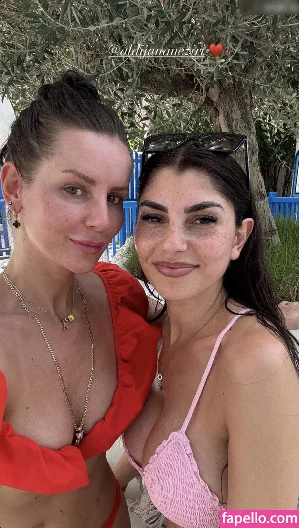 Yeliz Koc Onlyfans Photo Gallery 