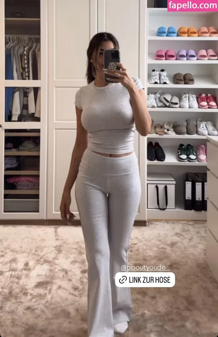 Yeliz Koc Onlyfans Photo Gallery 