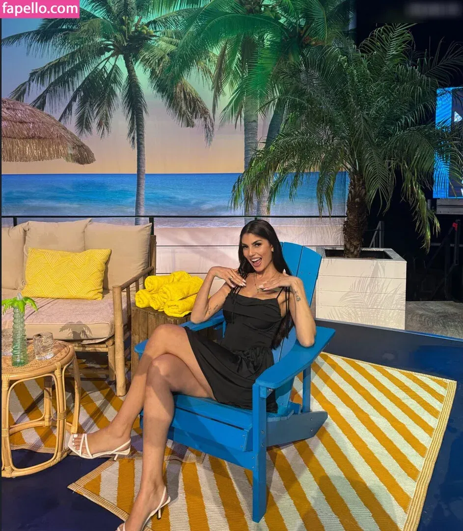 Yeliz Koc Onlyfans Photo Gallery 