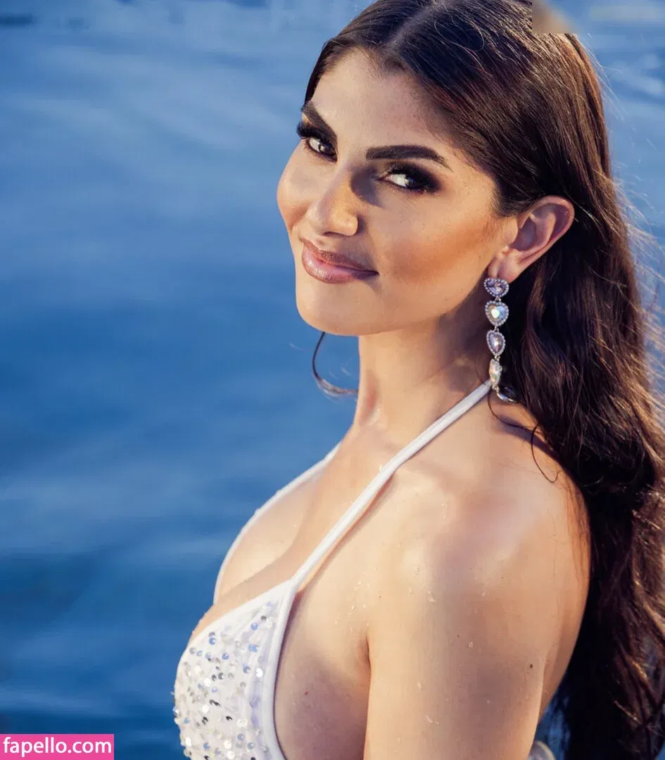 Yeliz Koc Onlyfans Photo Gallery 