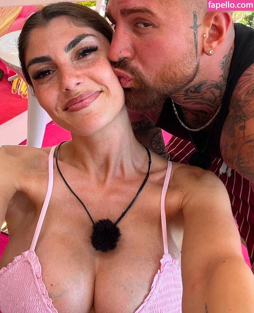 Yeliz Koc Onlyfans Photo Gallery 